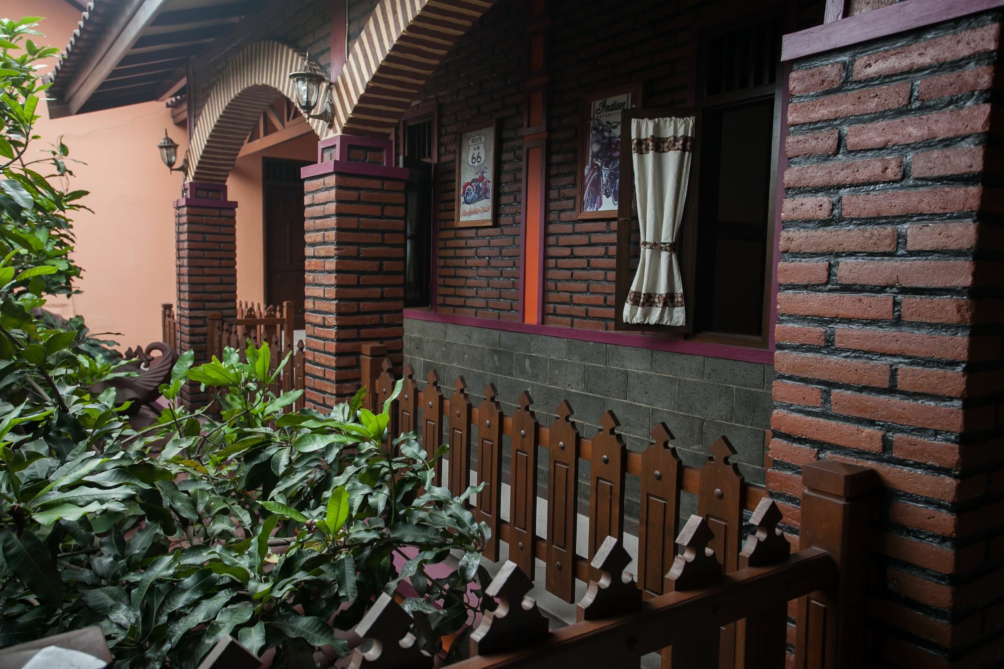 מלון Reddoorz At Omah Wetan Sawojajar מאלאנג מראה חיצוני תמונה